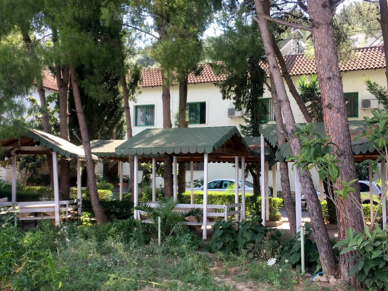 Nature Hotel Kolonje (Fier)